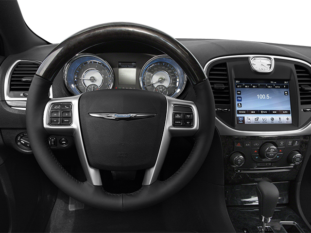 2014 Chrysler 300 4dr Sdn RWD