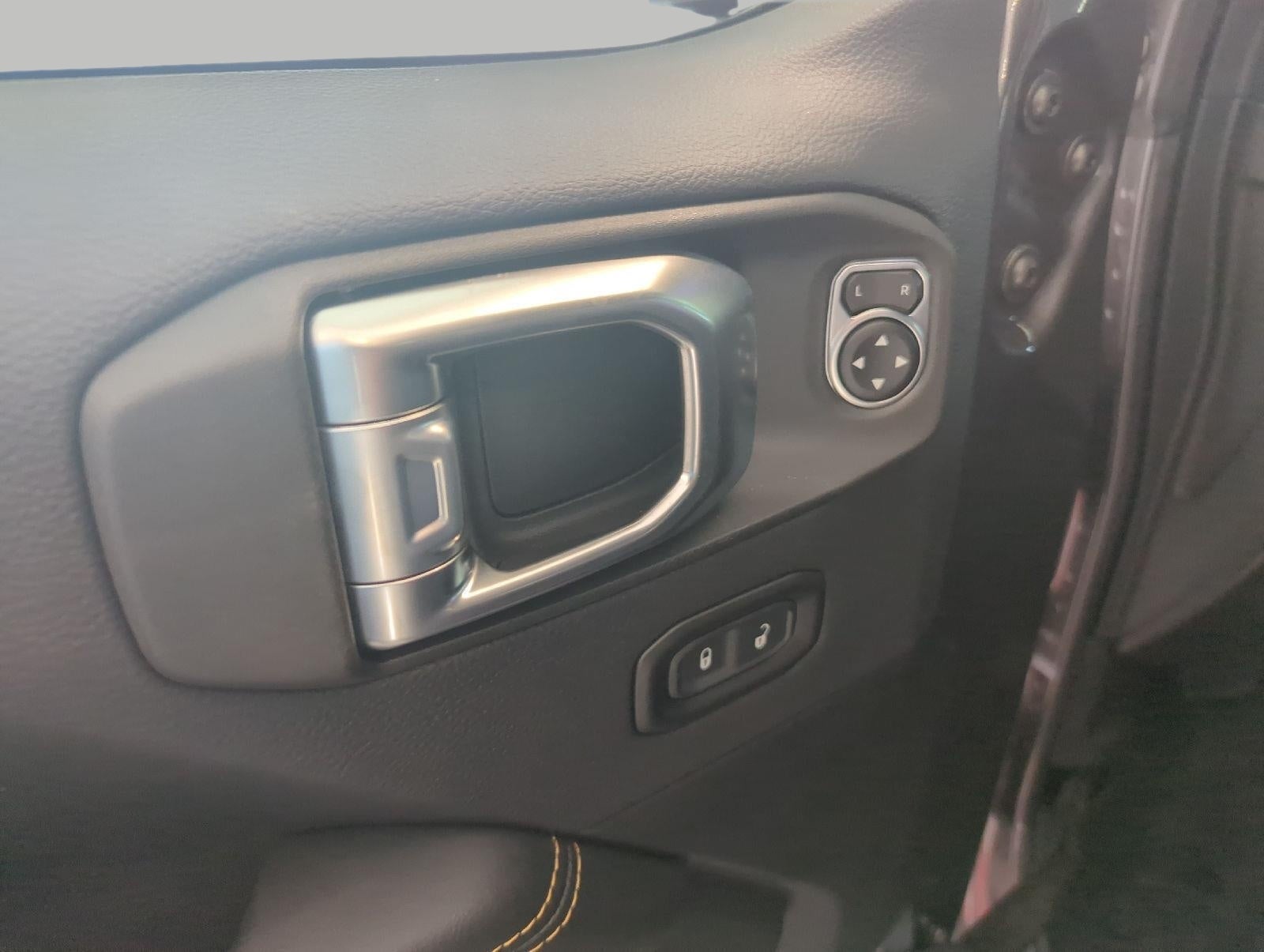 2027 Jeep Wrangler WRANGLER 4-DOOR SAHARA