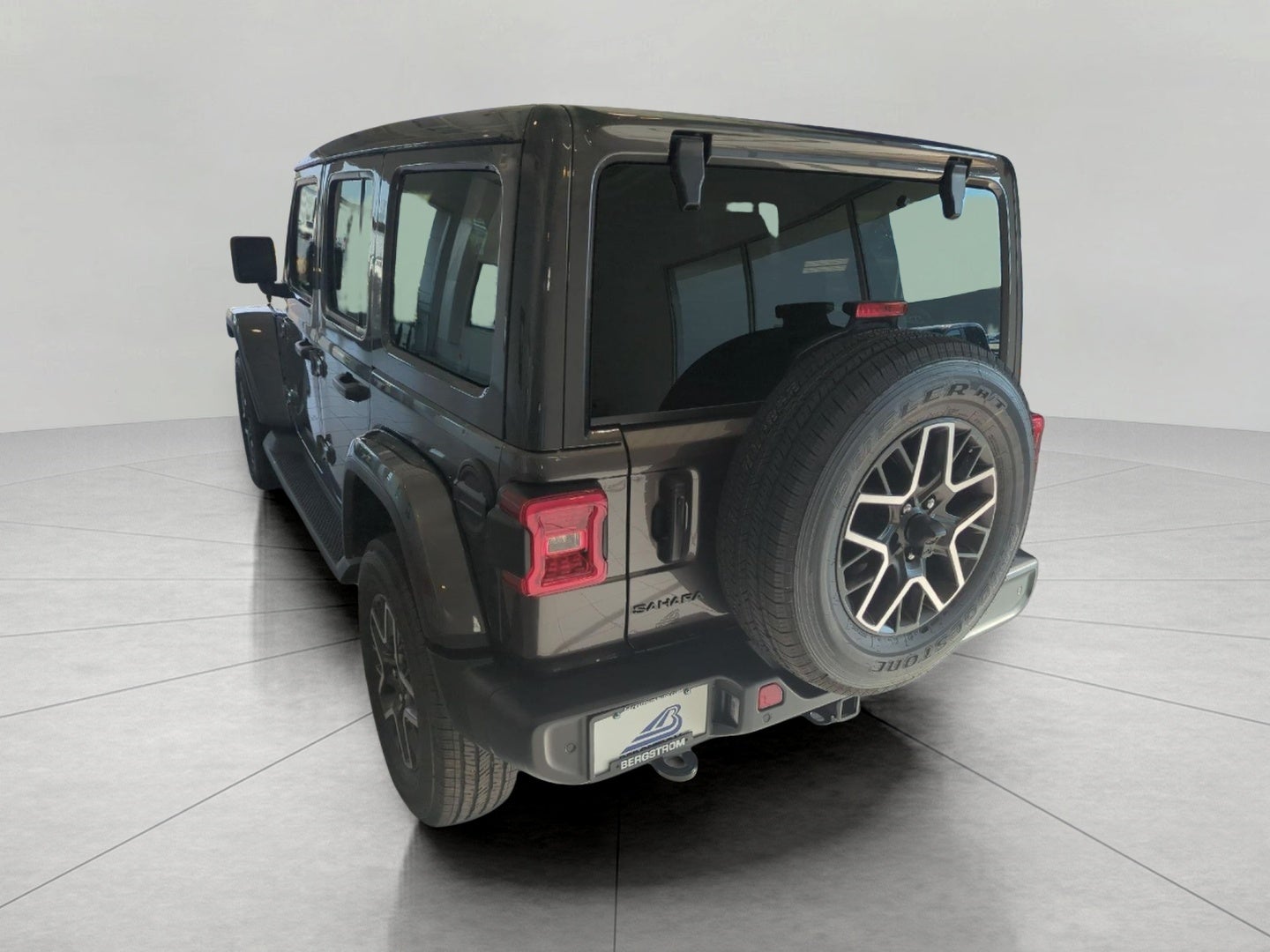 2027 Jeep Wrangler WRANGLER 4-DOOR SAHARA
