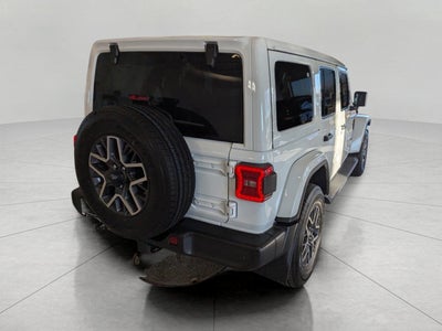 2026 Jeep Wrangler 4-Door Sahara 4x4