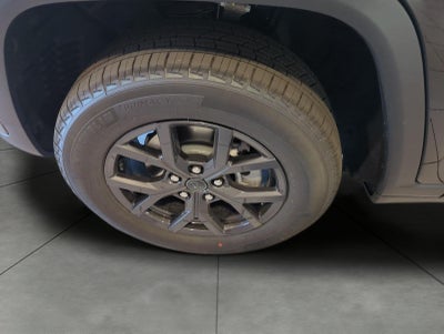 2027 Jeep Grand Cherokee GRAND CHEROKEE LAREDO X 4X4