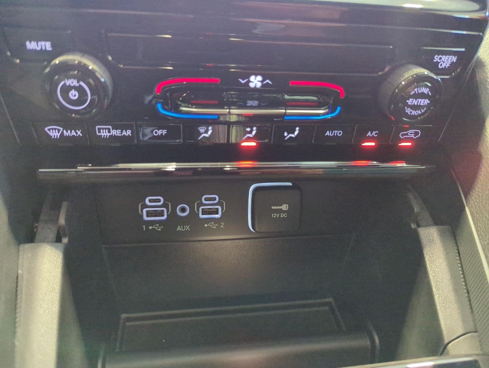 2027 Jeep Grand Cherokee GRAND CHEROKEE LAREDO 4X4