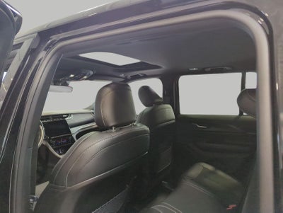 2027 Jeep Grand Cherokee GRAND CHEROKEE LAREDO X 4X4