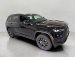 2027 Jeep Grand Cherokee GRAND CHEROKEE LAREDO X 4X4