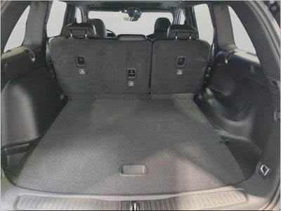 2027 Jeep Grand Cherokee GRAND CHEROKEE LAREDO X 4X4