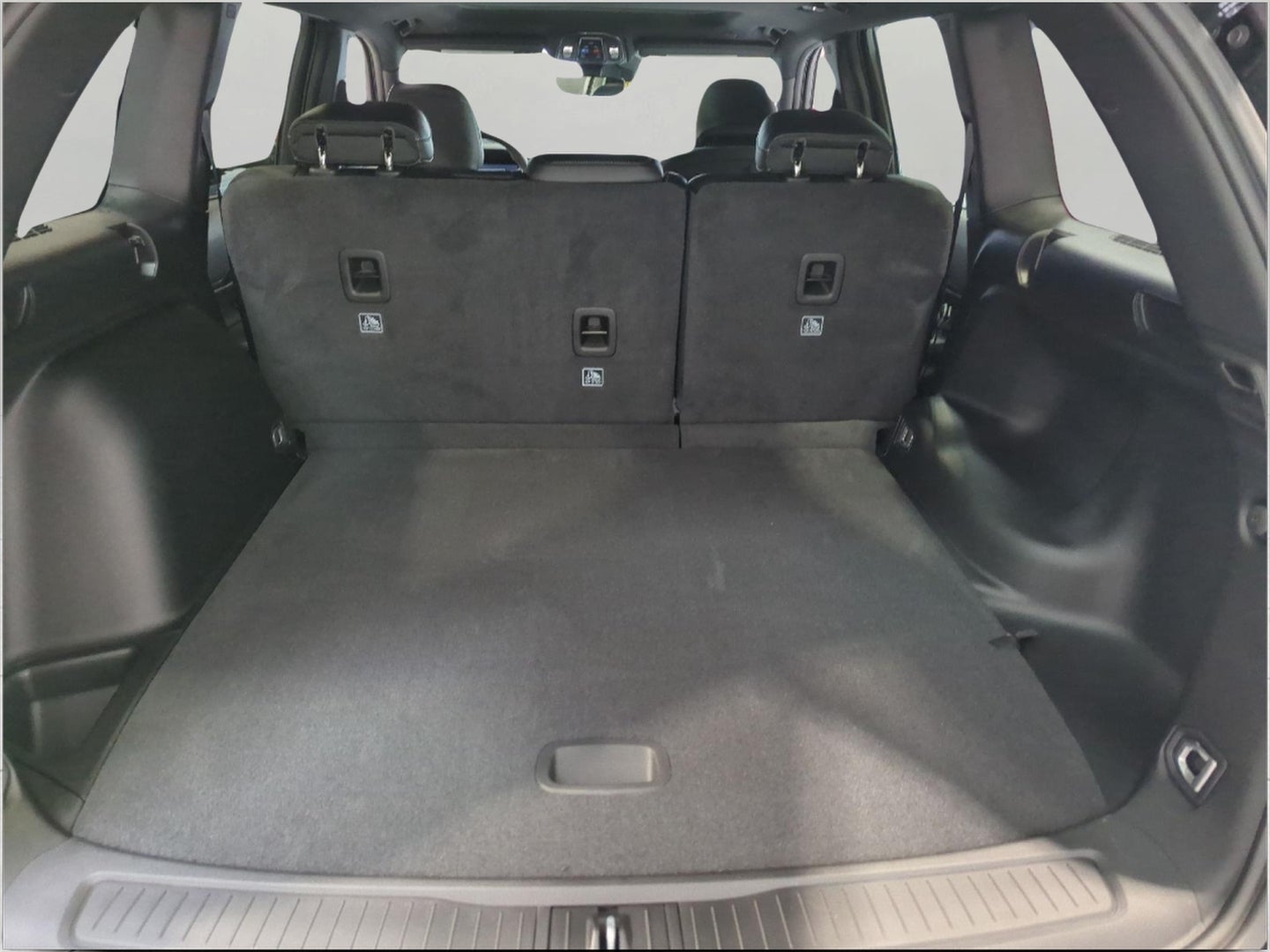 2027 Jeep Grand Cherokee GRAND CHEROKEE LAREDO X 4X4