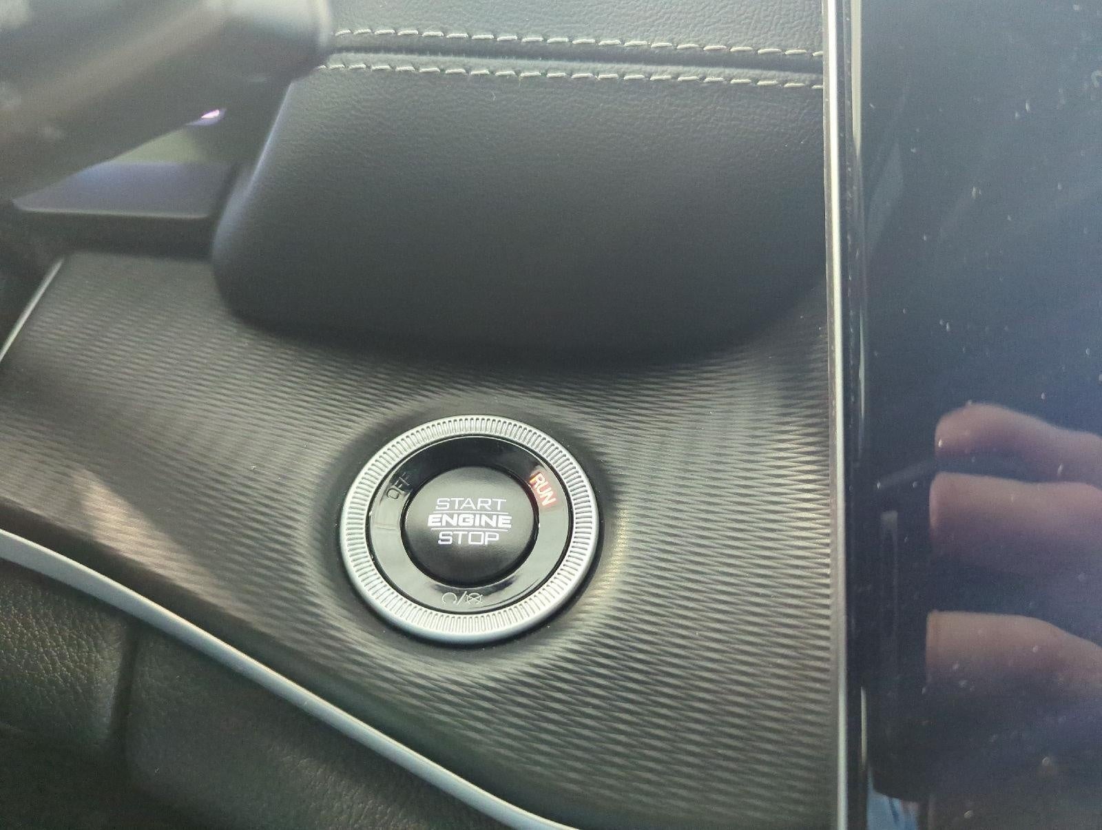 2025 Jeep Grand Cherokee Laredo 4x4