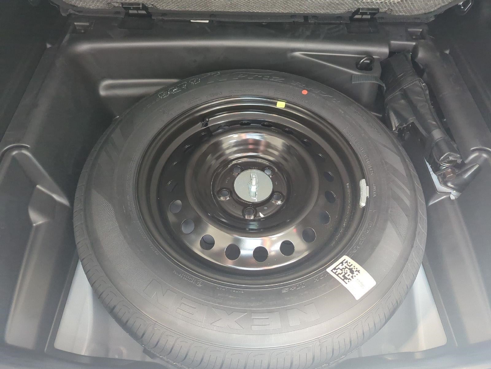 2025 Jeep Grand Cherokee Laredo 4x4