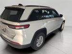 2025 Jeep Grand Cherokee Laredo 4x4
