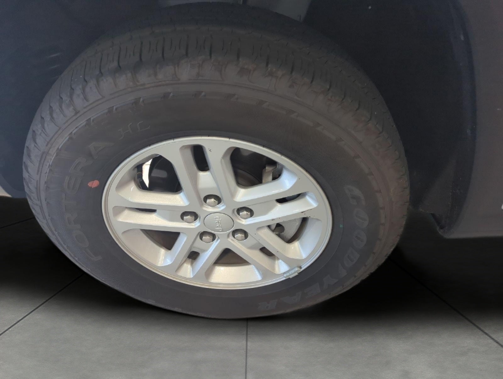 2025 Jeep Grand Cherokee Laredo 4x4