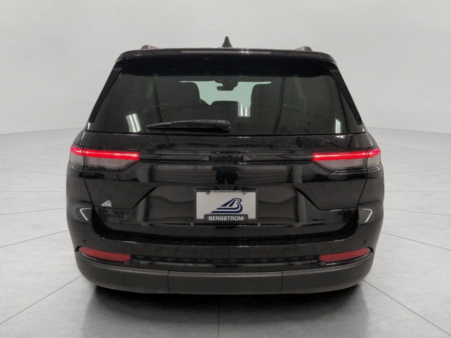 2025 Jeep Grand Cherokee Altitude 4x4