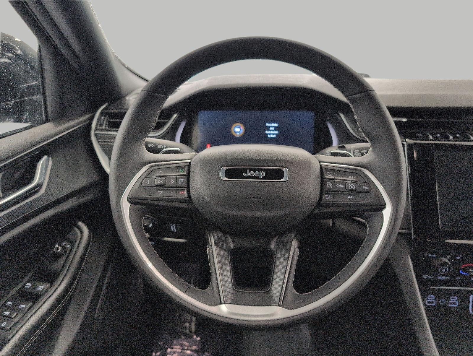 2025 Jeep Grand Cherokee Altitude 4x4