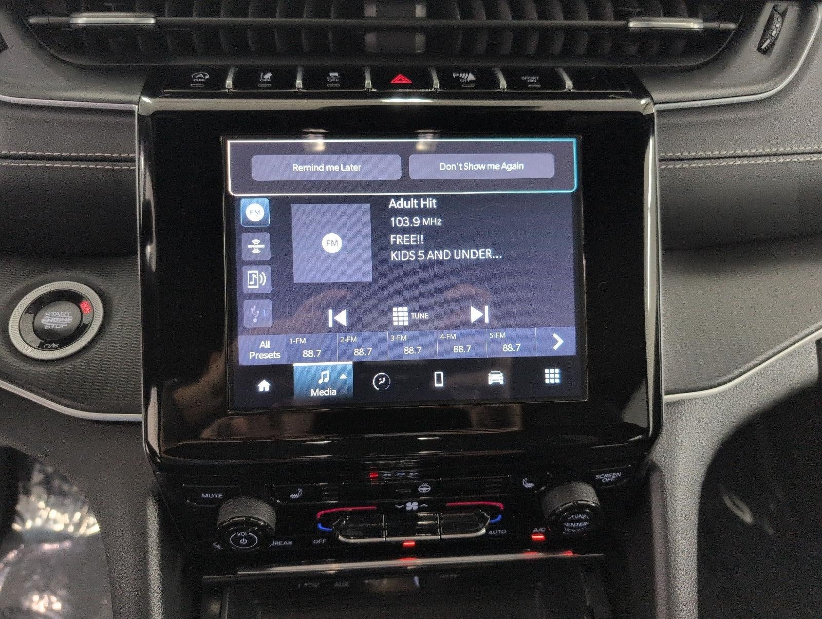 2025 Jeep Grand Cherokee Altitude 4x4