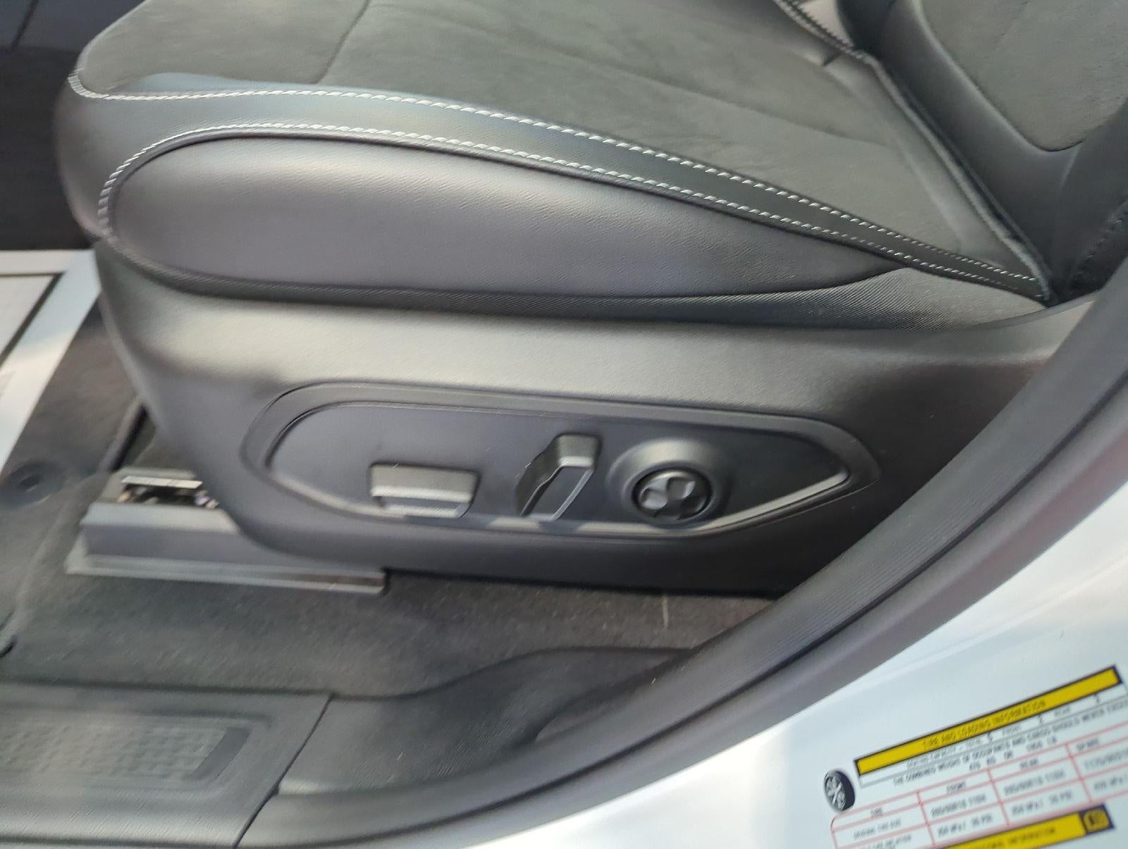 2027 Jeep Grand Cherokee GRAND CHEROKEE LAREDO ALTITUDE 4X4