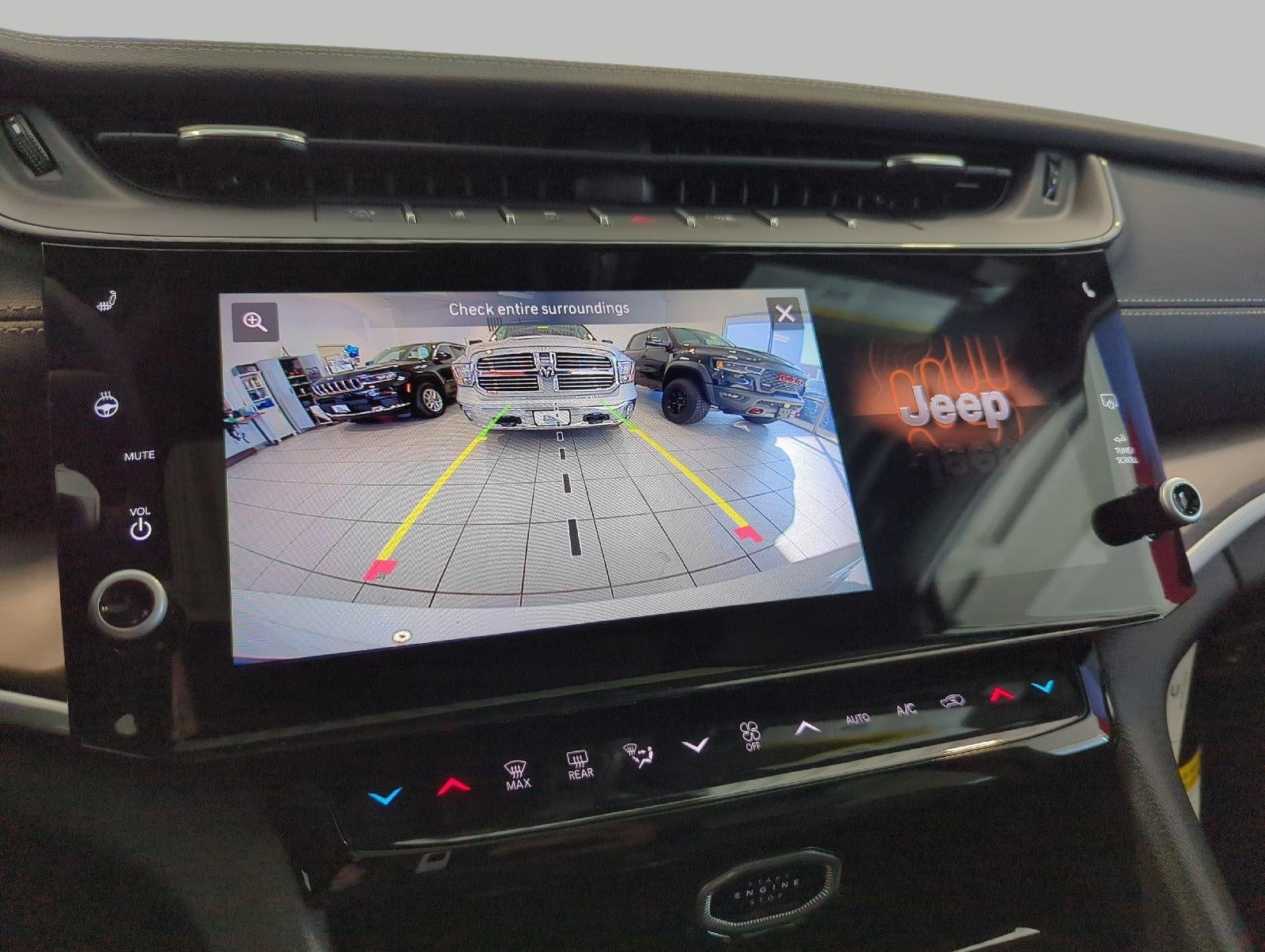 2027 Jeep Grand Cherokee GRAND CHEROKEE LAREDO ALTITUDE 4X4