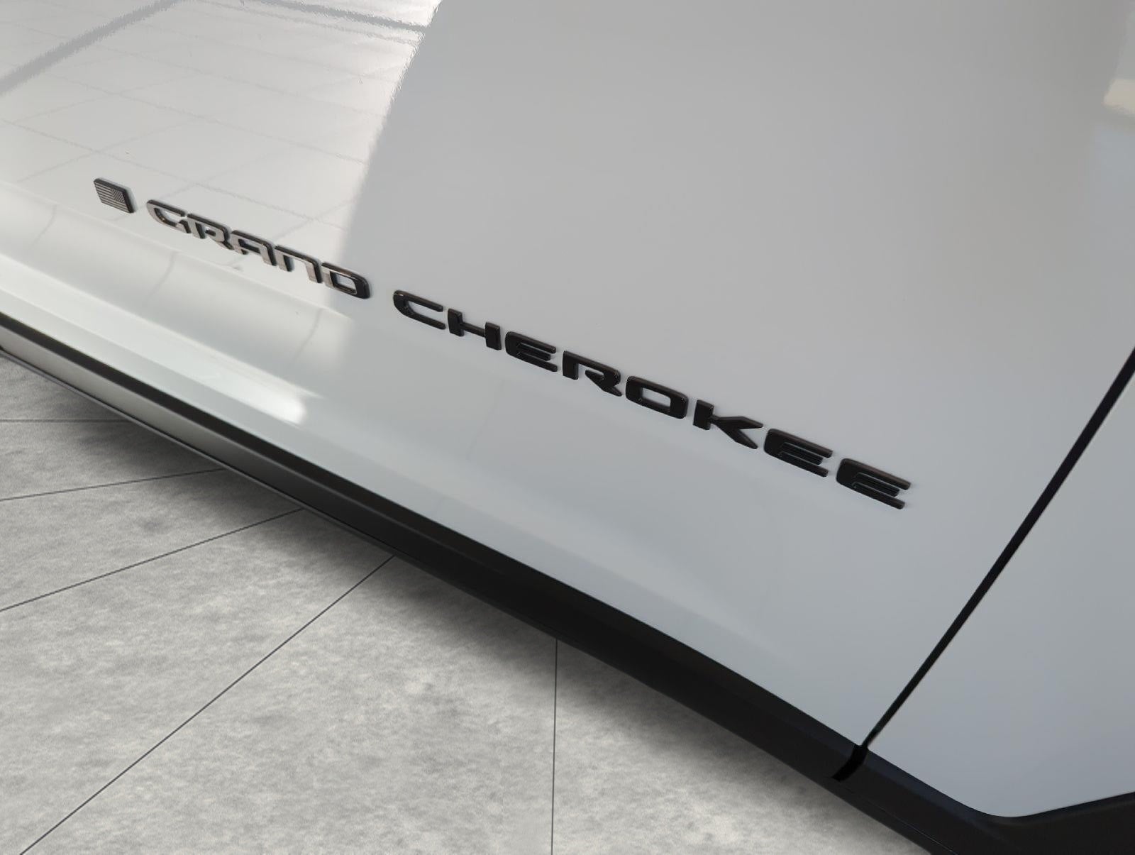 2027 Jeep Grand Cherokee GRAND CHEROKEE LAREDO ALTITUDE 4X4