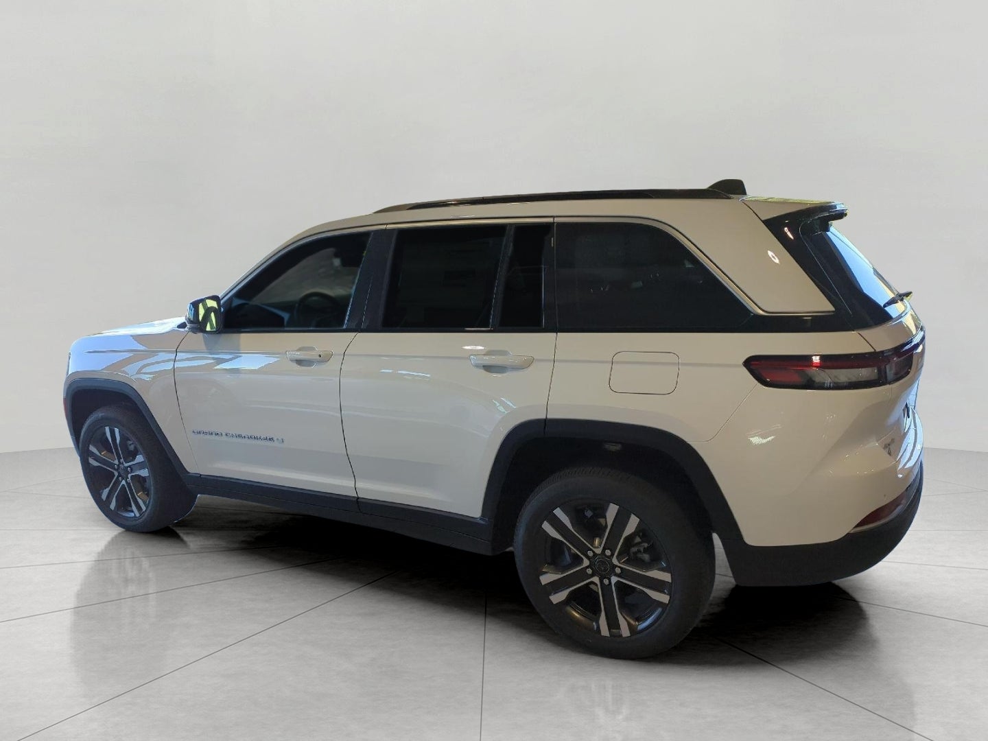 2027 Jeep Grand Cherokee GRAND CHEROKEE LIMITED 4X4