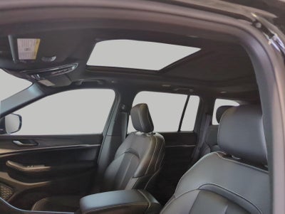 2027 Jeep Grand Cherokee GRAND CHEROKEE LIMITED 4X4