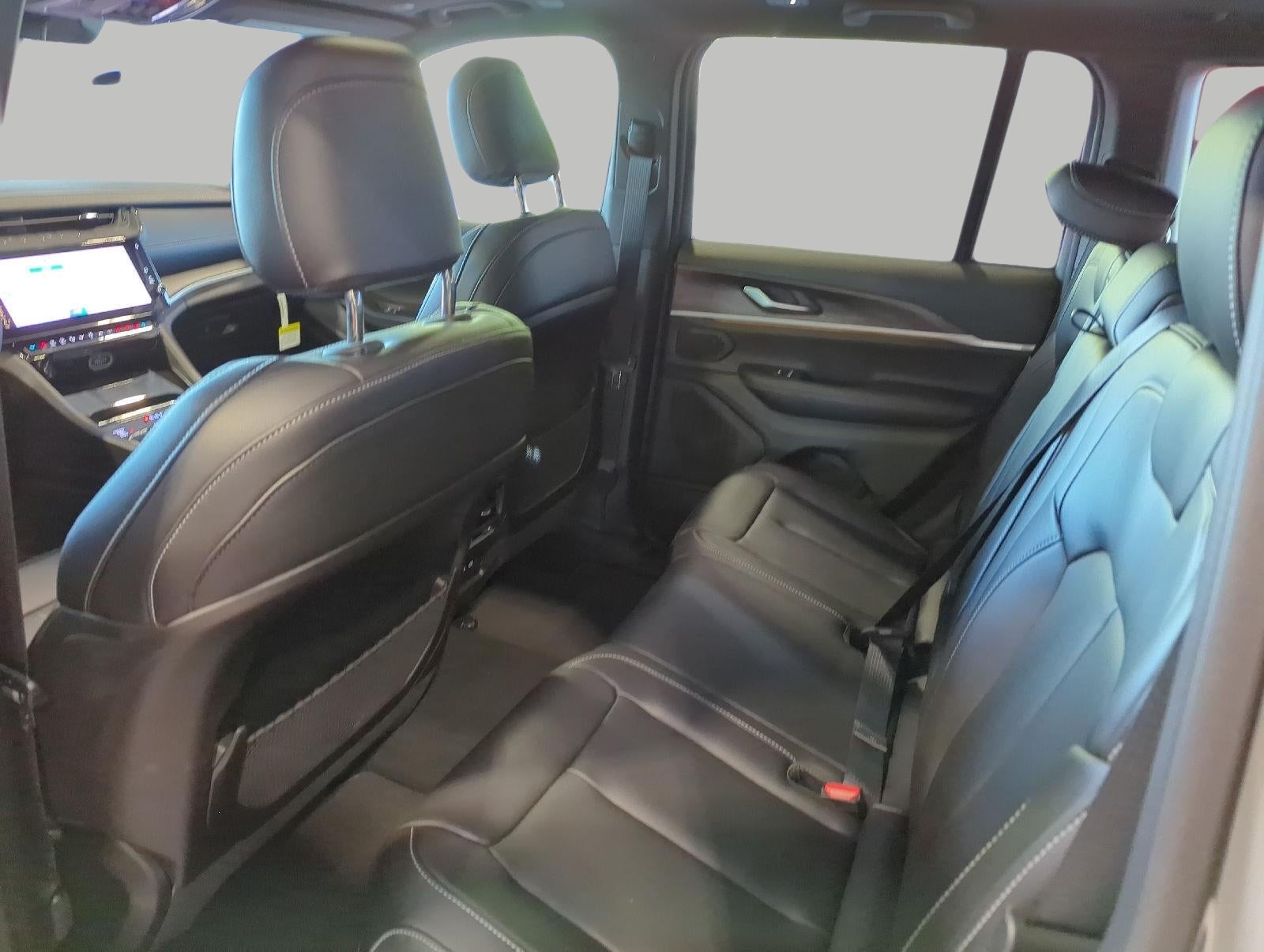 2027 Jeep Grand Cherokee GRAND CHEROKEE LIMITED 4X4