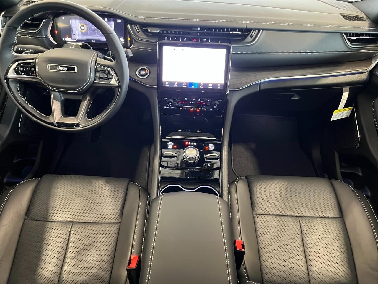 2025 Jeep Grand Cherokee GRAND CHEROKEE OVERLAND 4X4