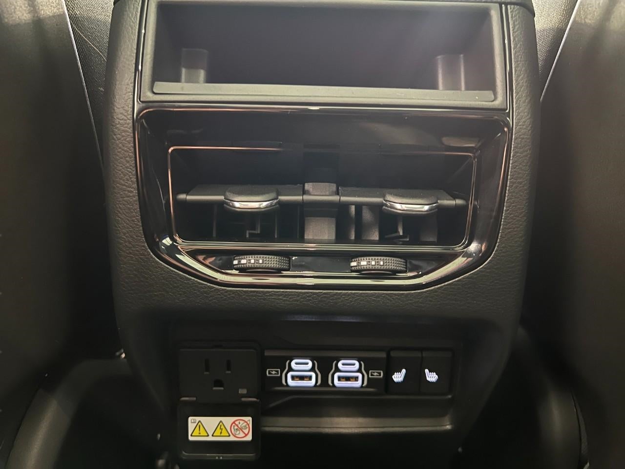 2025 Jeep Grand Cherokee GRAND CHEROKEE OVERLAND 4X4