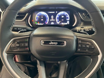 2025 Jeep Grand Cherokee L Altitude 4x4