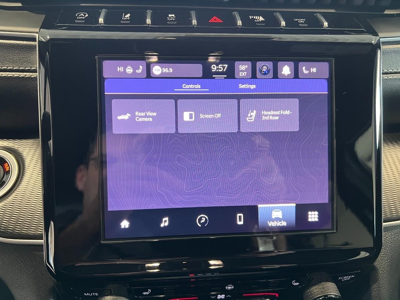 2025 Jeep Grand Cherokee L Altitude 4x4