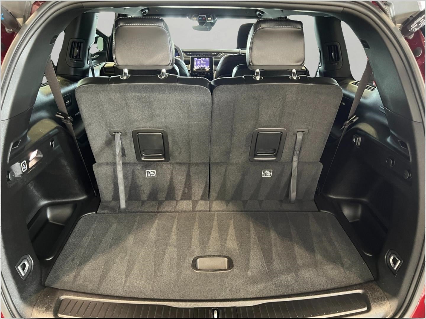 2025 Jeep Grand Cherokee L Altitude 4x4