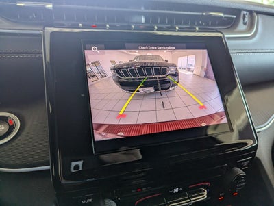 2025 Jeep Grand Cherokee GRAND CHEROKEE L LAREDO 4X4