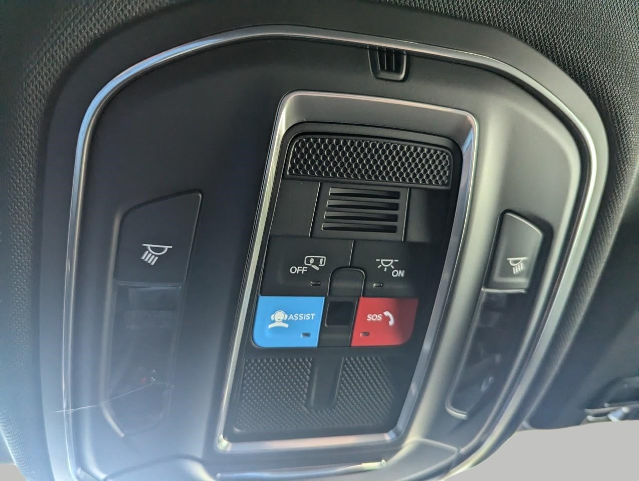 2025 Jeep Grand Cherokee GRAND CHEROKEE L LAREDO 4X4