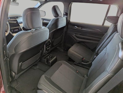 2025 Jeep Grand Cherokee GRAND CHEROKEE L LAREDO 4X4