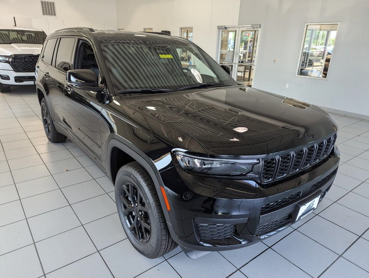 2025 Jeep Grand Cherokee GRAND CHEROKEE L ALTITUDE X 4X4