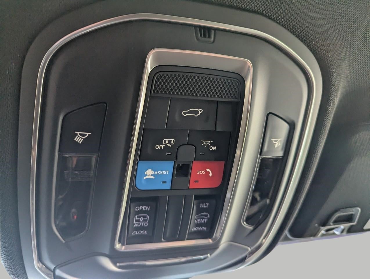 2026 Jeep Grand Cherokee GRAND CHEROKEE L LAREDO X 4X4