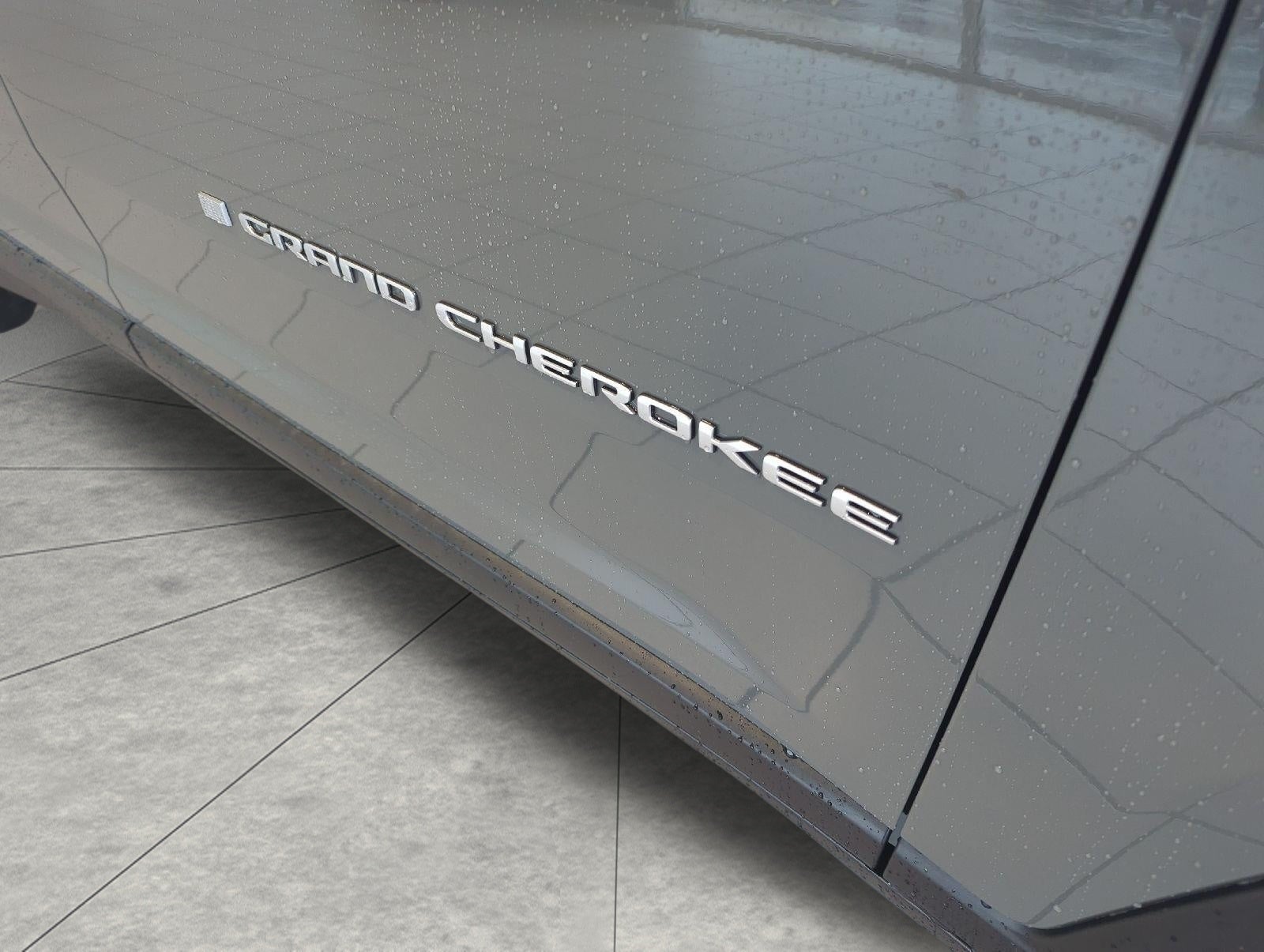 2027 Jeep Grand Cherokee L GRAND CHEROKEE L LAREDO 4X4