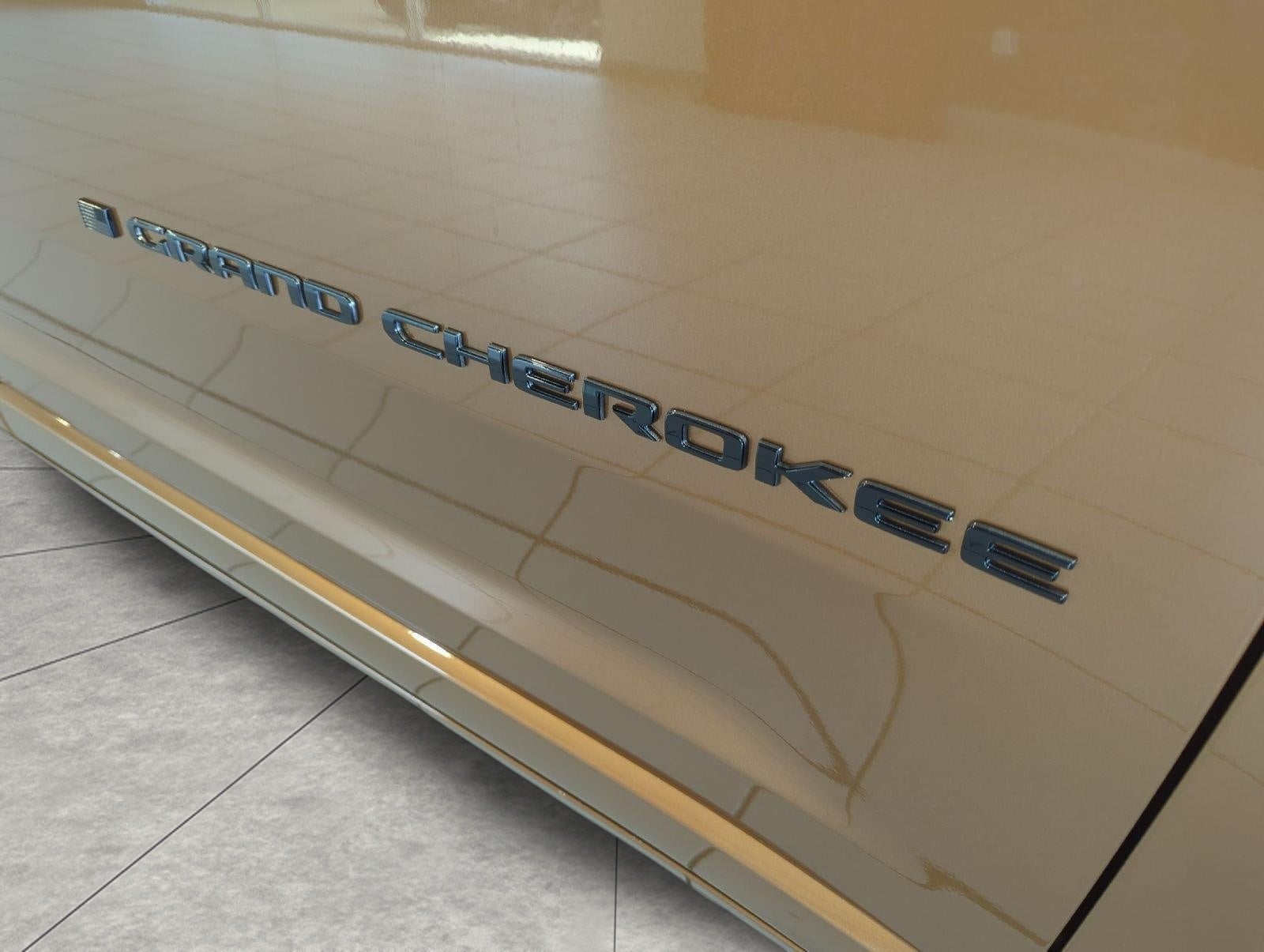 2027 Jeep Grand Cherokee L GRAND CHEROKEE L LIMITED RESERVE 4X4