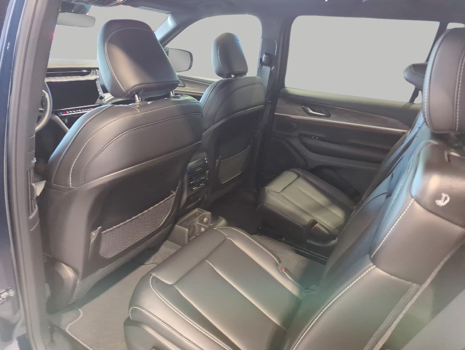 2027 Jeep Grand Cherokee L GRAND CHEROKEE L LIMITED 4X4