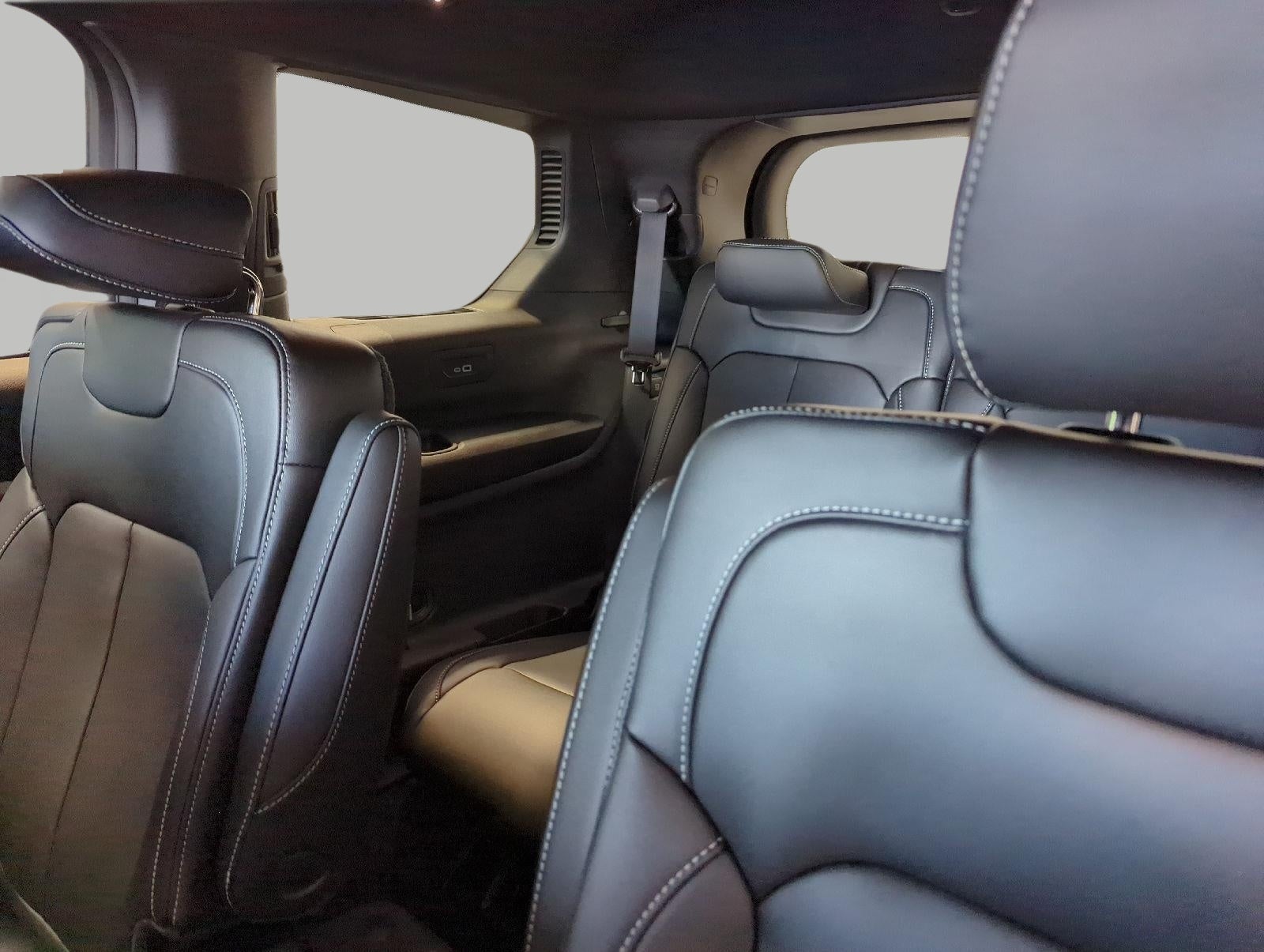 2027 Jeep Grand Cherokee L GRAND CHEROKEE L LIMITED 4X4