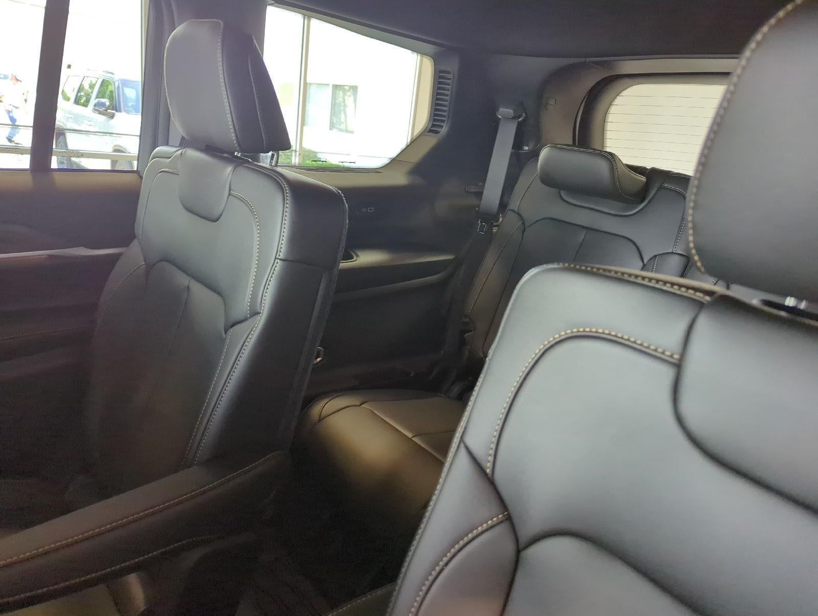 2026 Jeep Grand Cherokee GRAND CHEROKEE L 85TH ANNIVERSARY EDITION 4X4