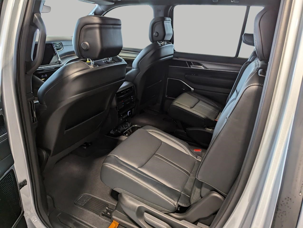 2026 Jeep Grand Wagoneer GRAND WAGONEER L LIMITED ALTITUDE 4X4