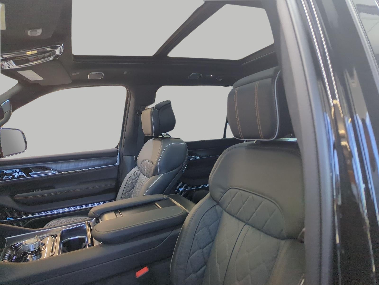 2026 Jeep Grand Wagoneer GRAND WAGONEER L SUMMIT RESERVE 4X4