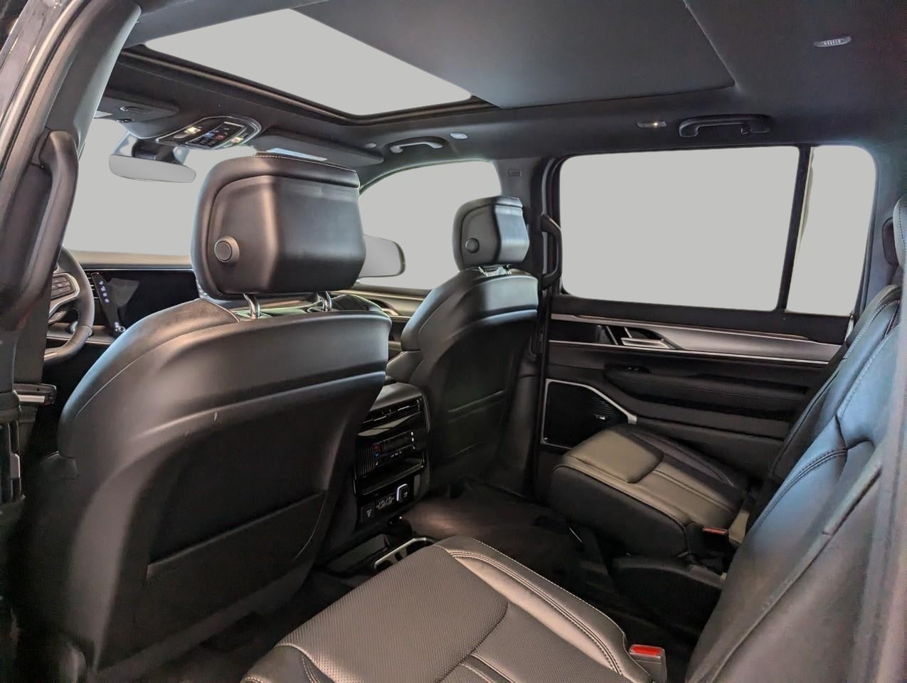 2026 Jeep Grand Wagoneer GRAND WAGONEER LIMITED ALTITUDE 4X4