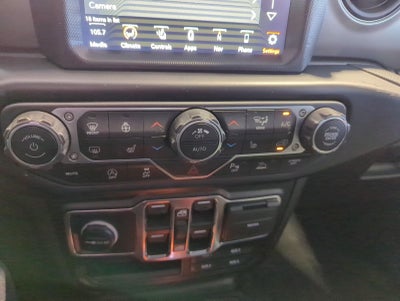 2021 Jeep Gladiator Willys 4x4