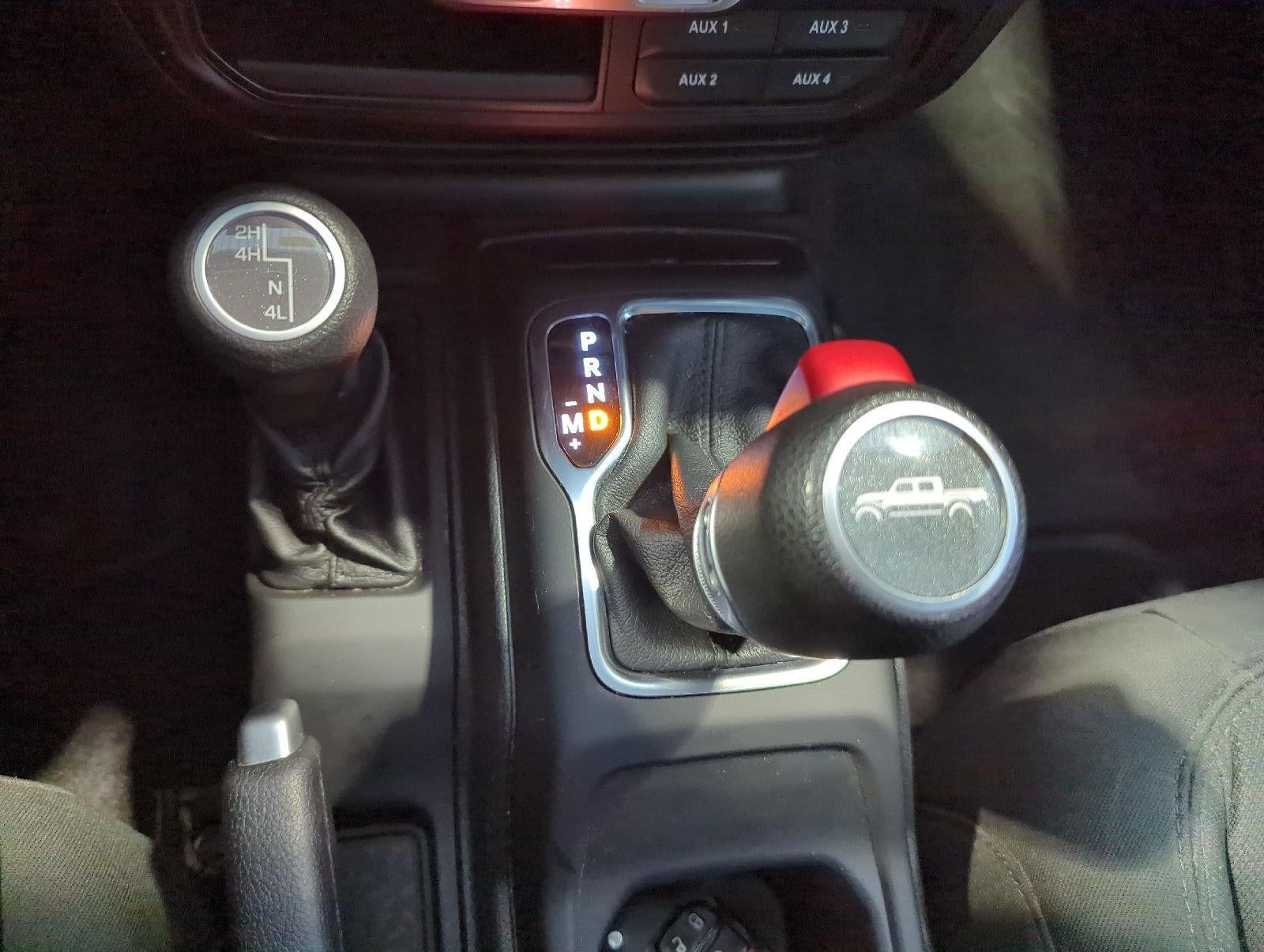 2021 Jeep Gladiator Willys 4x4