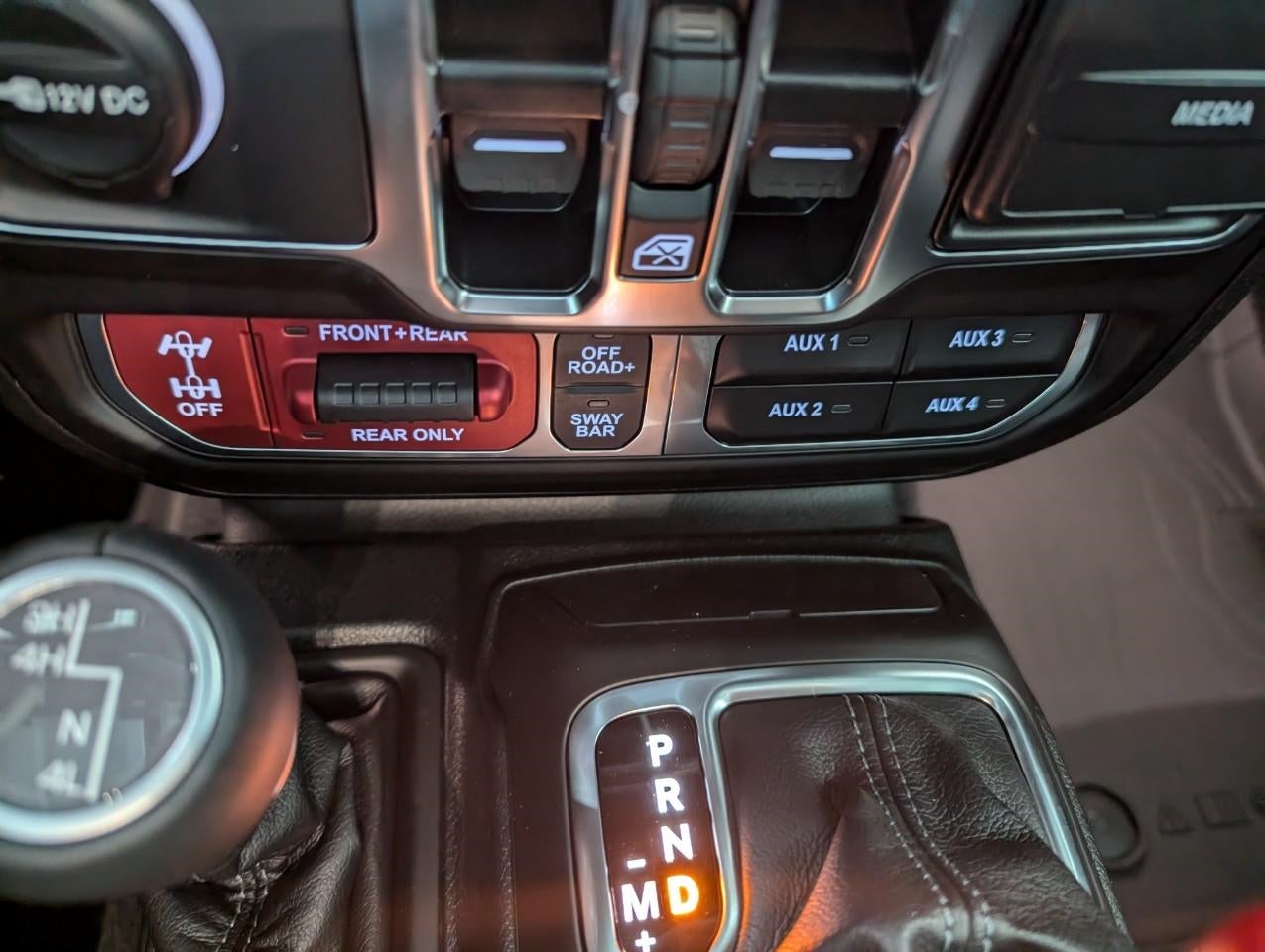 2025 Jeep Gladiator GLADIATOR RUBICON 4X4