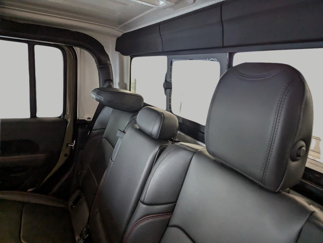 2025 Jeep Gladiator GLADIATOR RUBICON 4X4