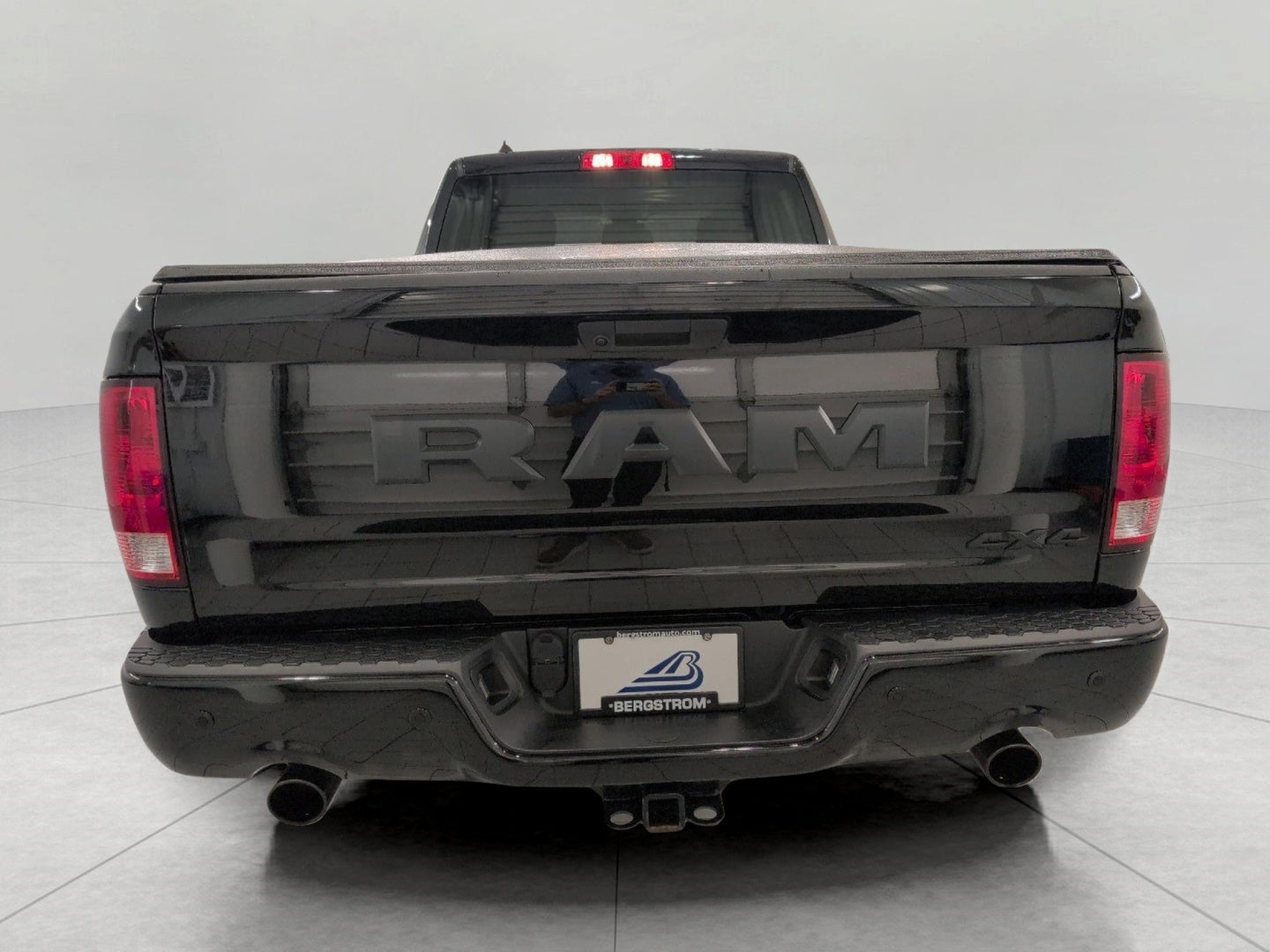 2022 RAM 1500 Classic Express Quad Cab 4x4 6'4' Box