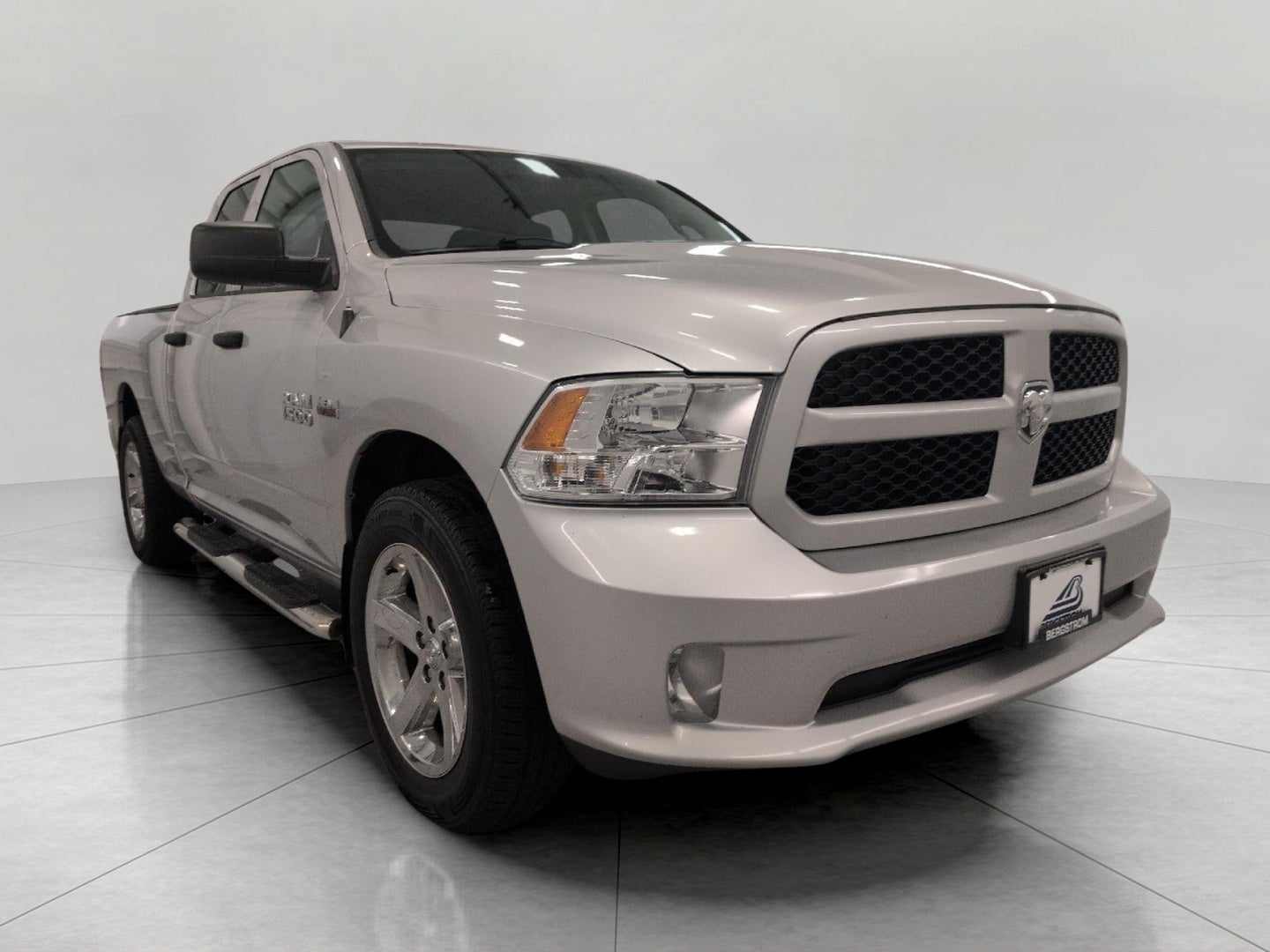 2017 RAM 1500 Express Quad Cab 4x4 6'4' Box
