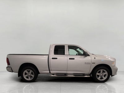 2017 RAM 1500 Express Quad Cab 4x4 6'4' Box