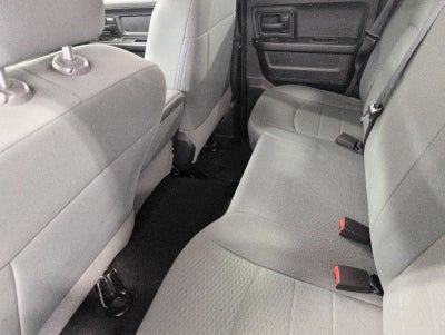 2017 RAM 1500 Express Quad Cab 4x4 6'4' Box