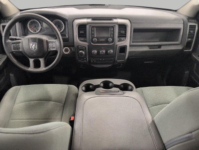 2017 RAM 1500 Express Quad Cab 4x4 6'4' Box